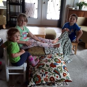 Meet your Posher, Joy